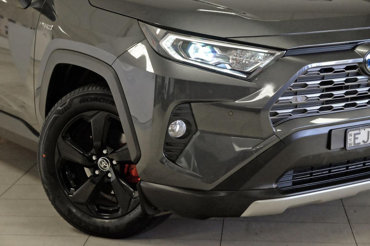 2020 Toyota RAV4 Cruiser AXAH52R image 6