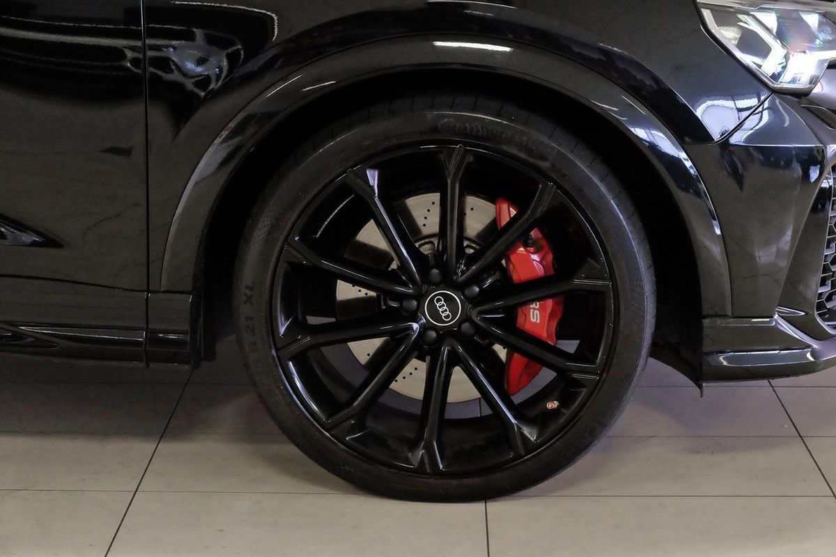 2021 Audi RS Q3 F3 image 19