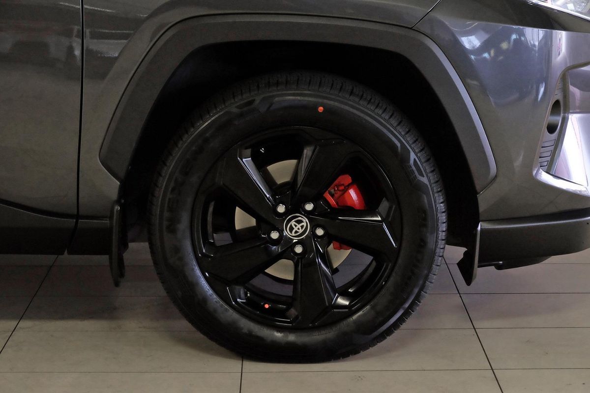 2020 Toyota RAV4 Cruiser AXAH52R image 20