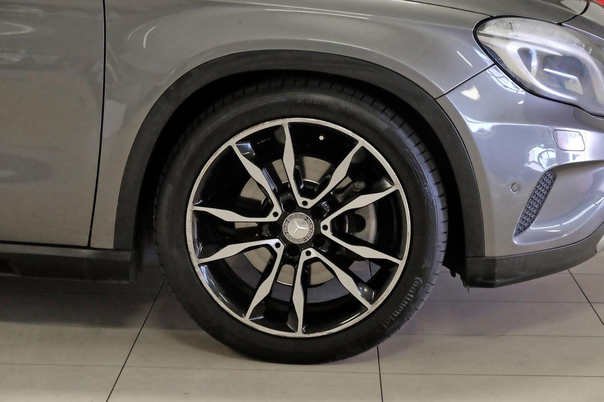 2016 Mercedes-Benz GLA-Class GLA250 X156 image 20