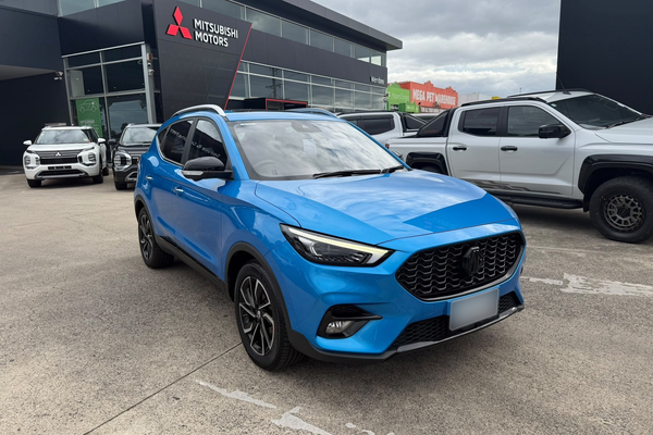 2022 MG ZST Essence