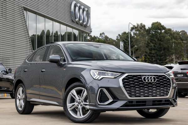 2023 Audi Q3 35 TFSI S line F3