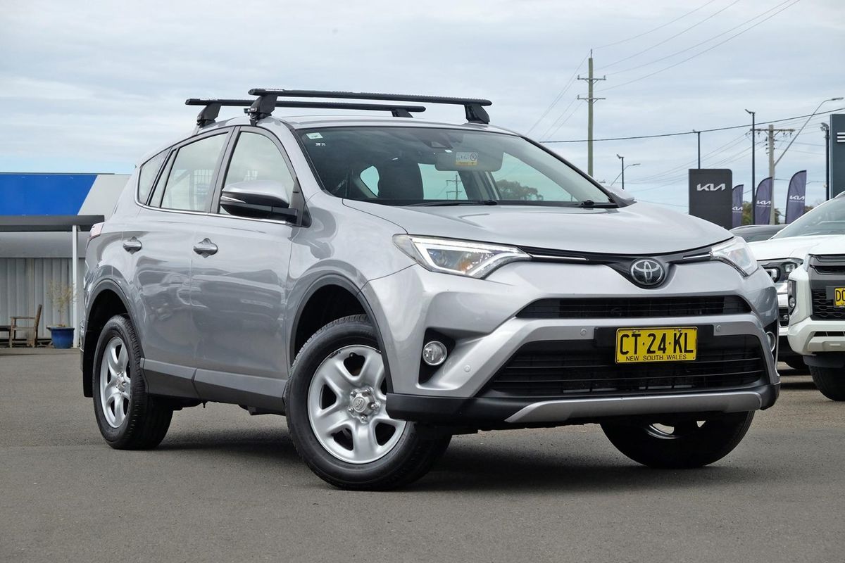 2018 Toyota RAV4 GX ZSA42R