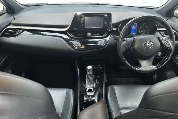 2018 Toyota C-HR Koba NGX50R thumb-19