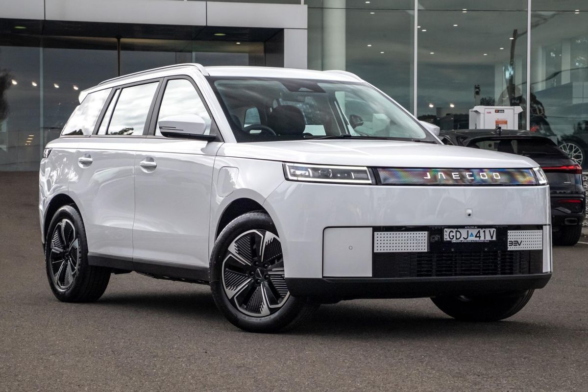 2026 OMODA JAECOO J5 EV Summit