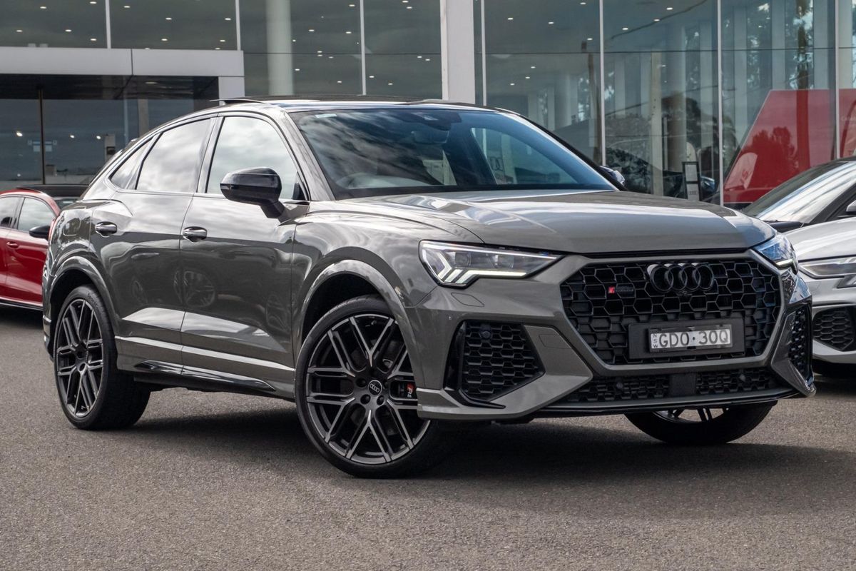 2023 Audi RS Q3 Edition 10 Years F3