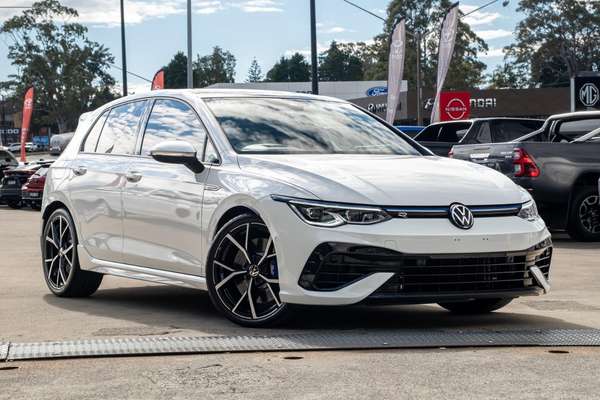 2023 Volkswagen Golf R 8