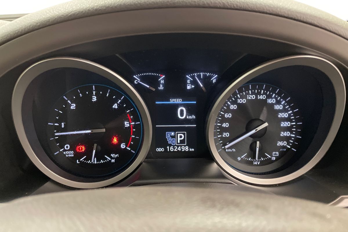 2013 Toyota Landcruiser Sahara VDJ200R
