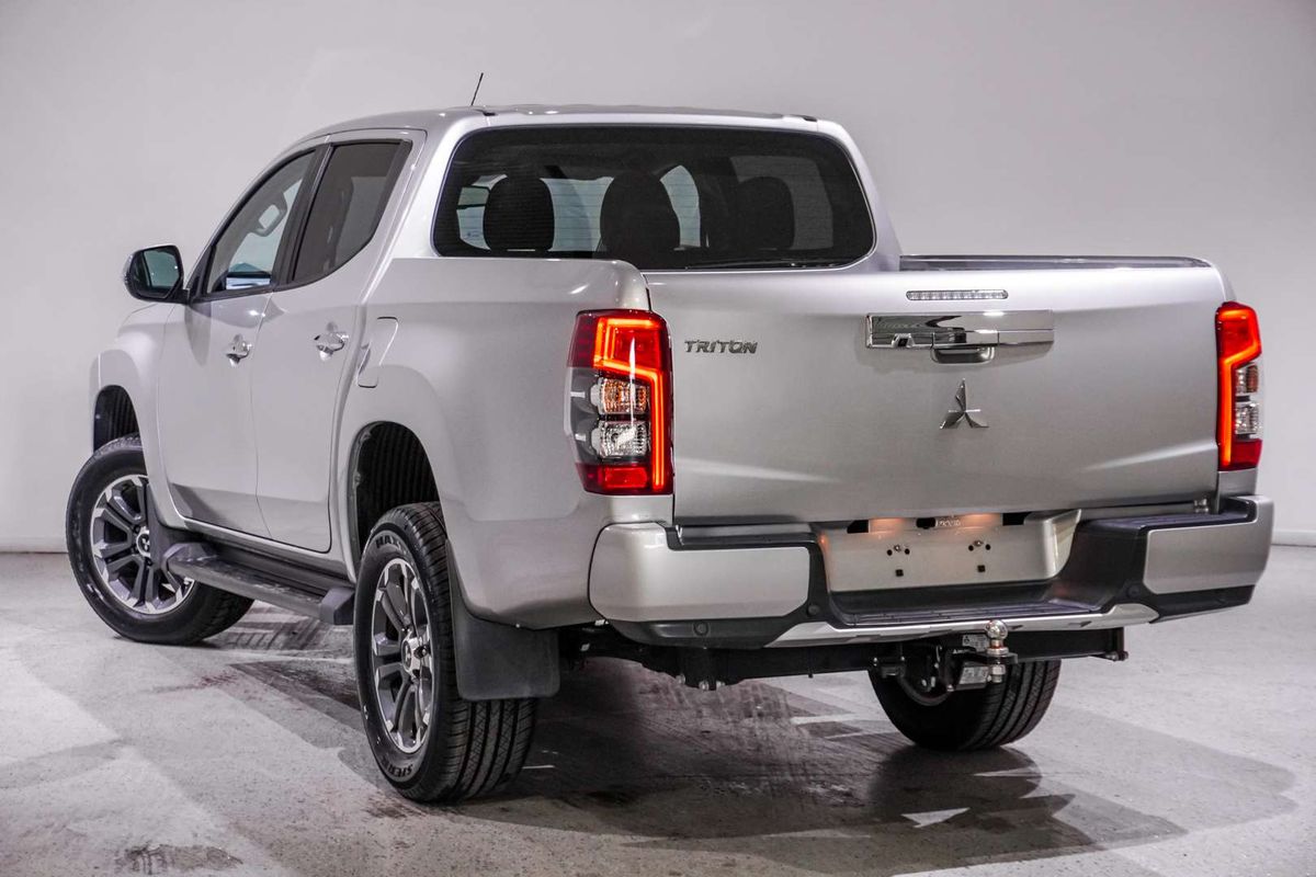 2023 Mitsubishi Triton GLS MR 4X4