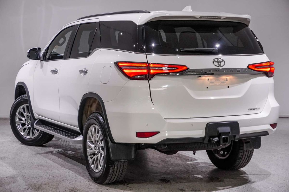 2023 Toyota Fortuner Crusade GUN156R
