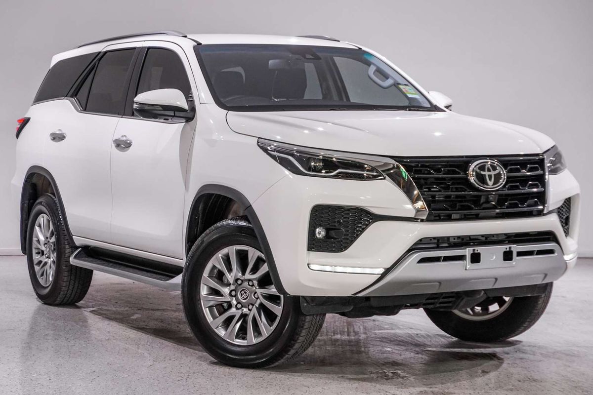 2023 Toyota Fortuner Crusade GUN156R
