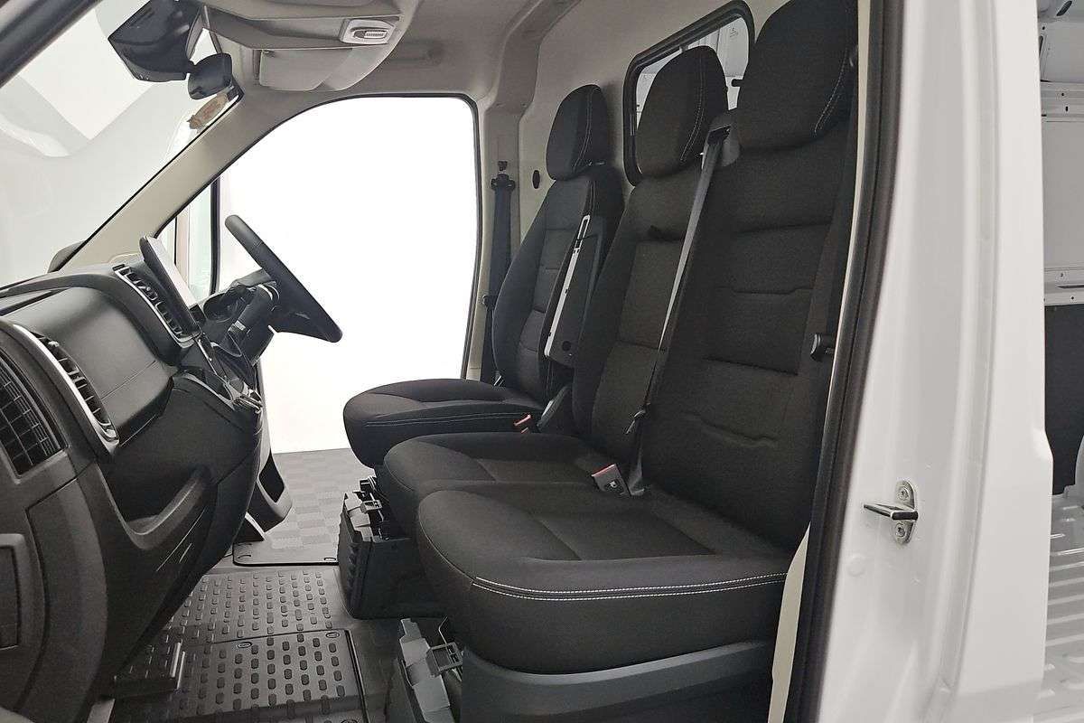 2026 Fiat Ducato Series 2 LWB Mid Roof image 18