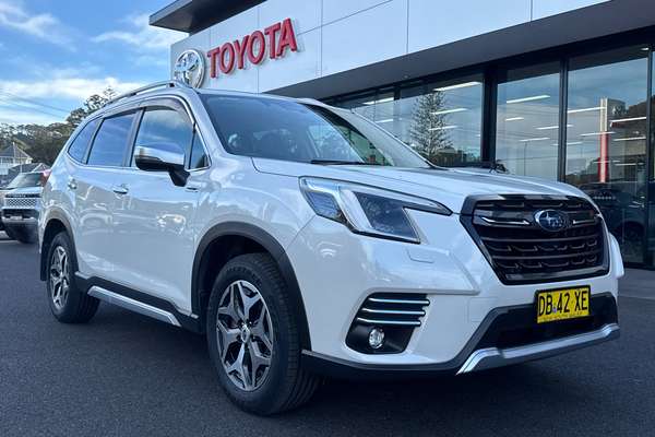 2022 Subaru Forester Hybrid L S5