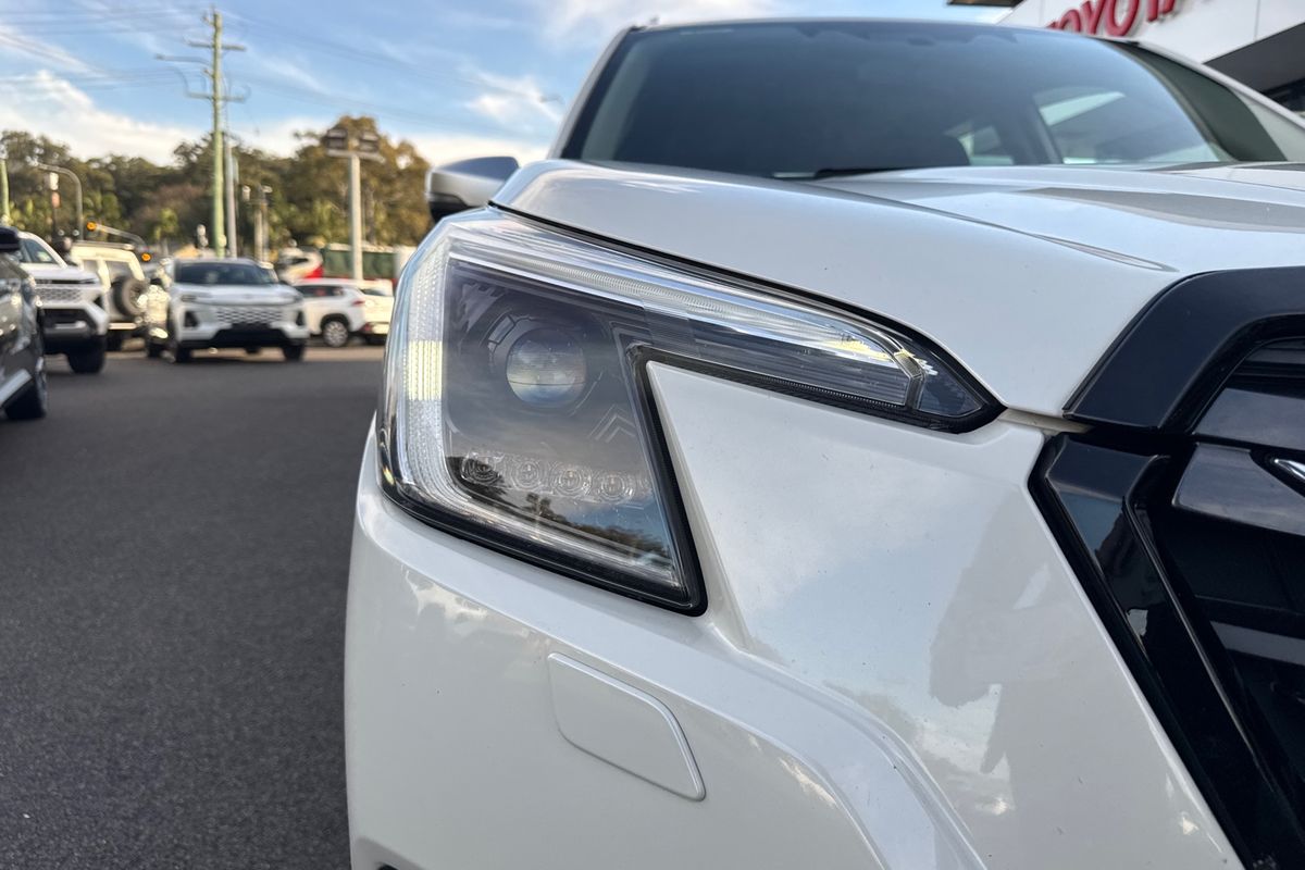 2022 Subaru Forester Hybrid L S5