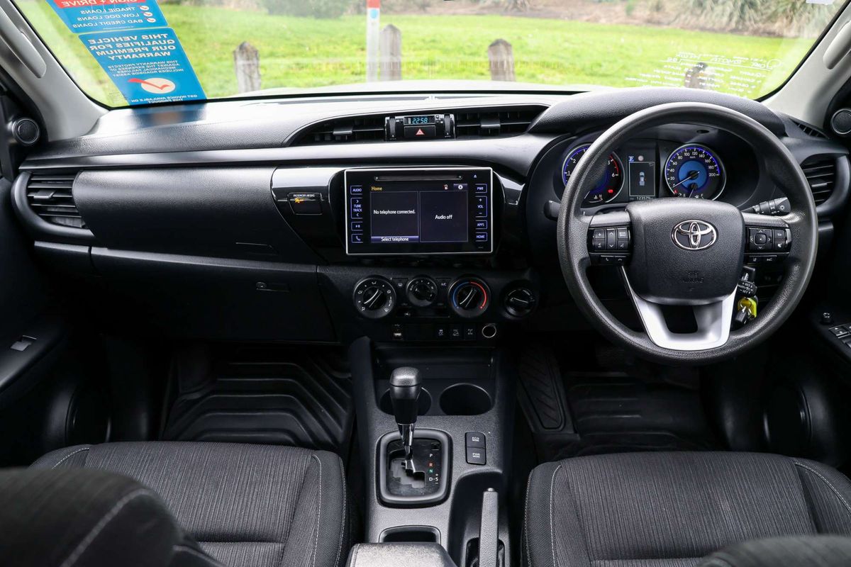 2019 Toyota Hilux SR GUN126R 4X4 image 16