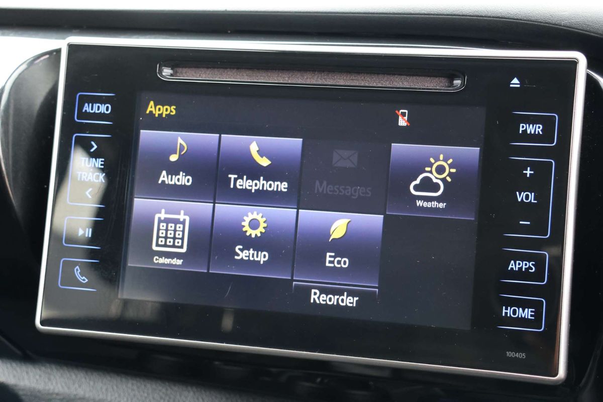 2019 Toyota Hilux SR GUN126R 4X4 image 26