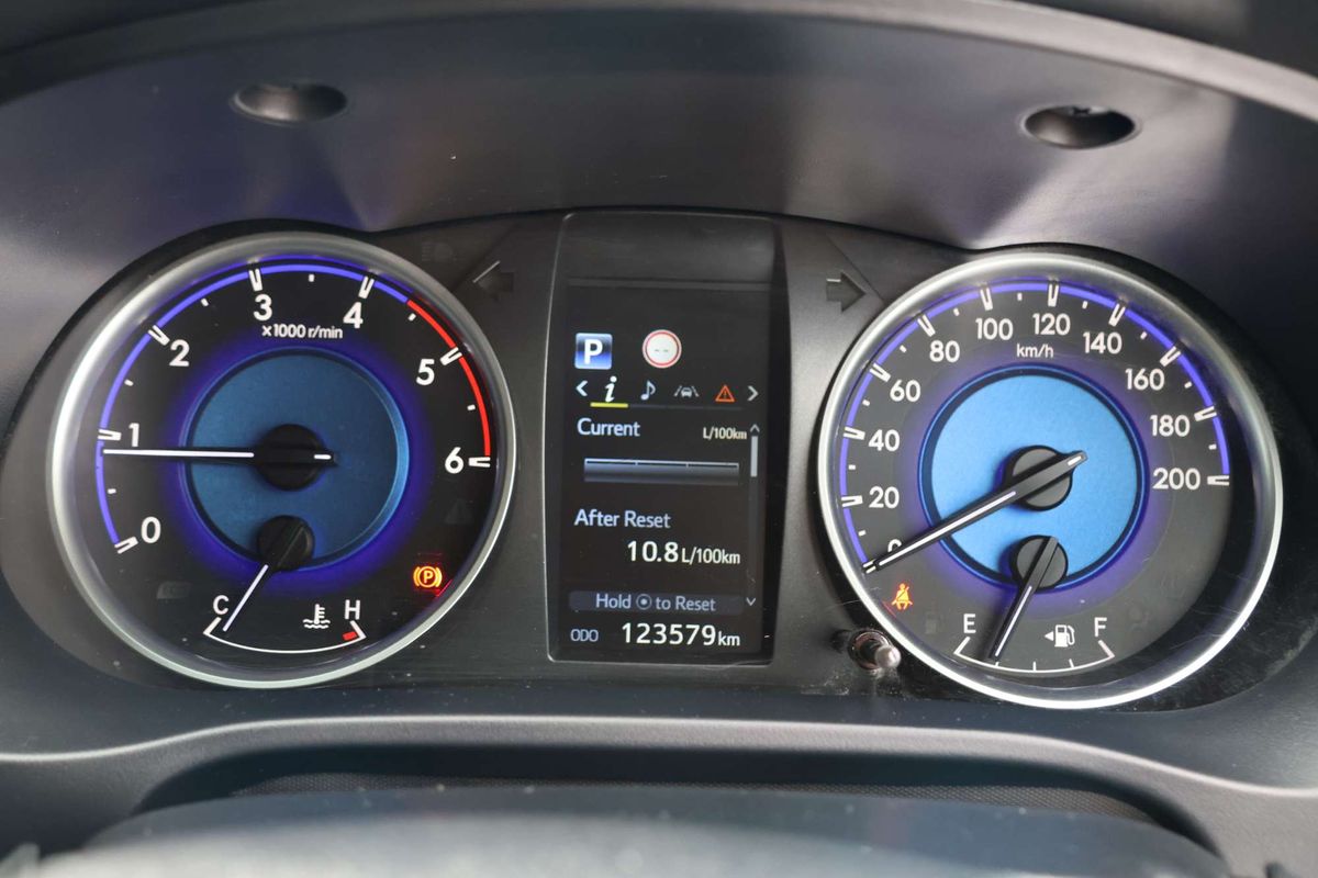 2019 Toyota Hilux SR GUN126R 4X4 image 28