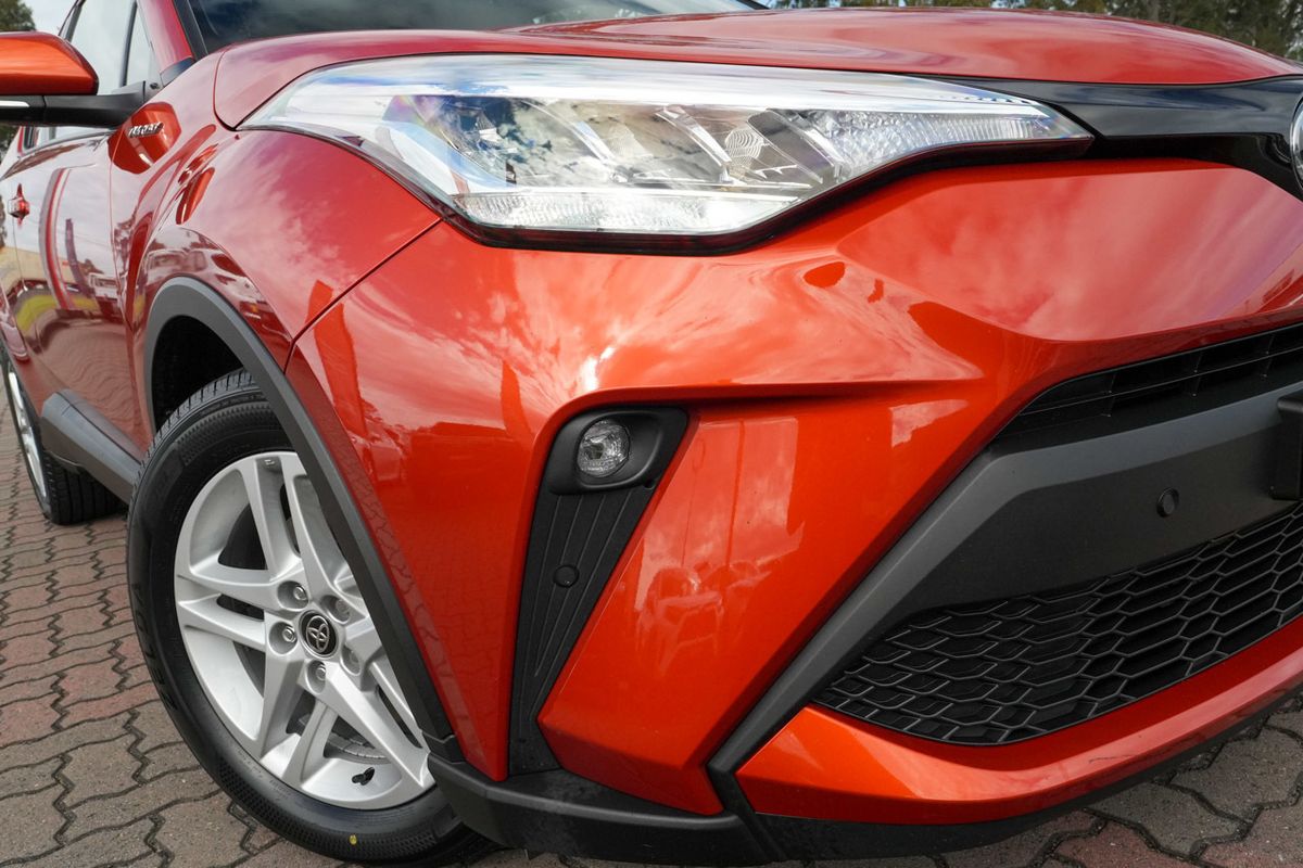 2020 Toyota C-HR GXL NGX10R