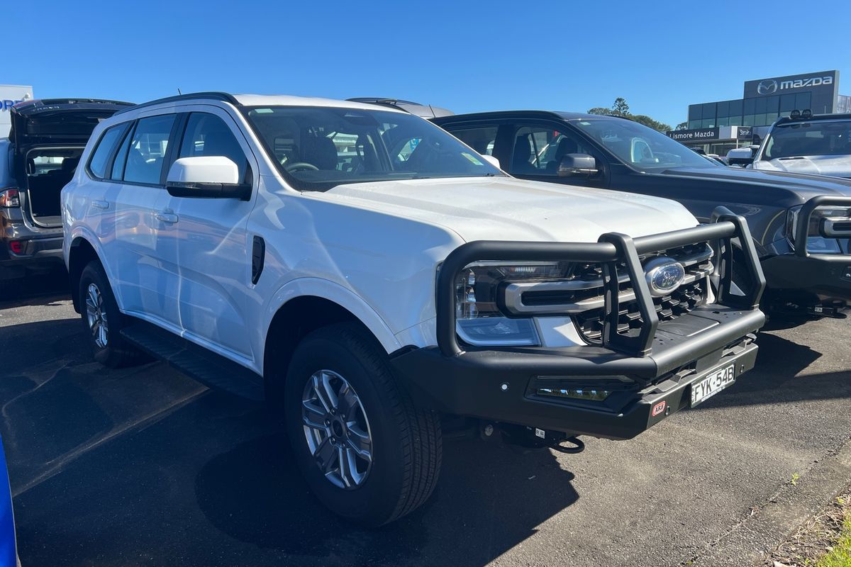 2025 Ford Everest Ambiente 2.0L