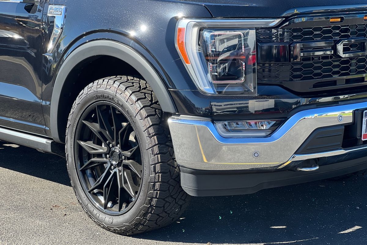 2023 Ford F-150 Lariat 4X4 SWB
