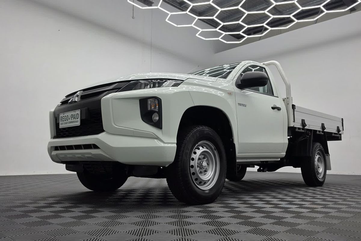 2022 Mitsubishi Triton GLX MR Rear Wheel Drive