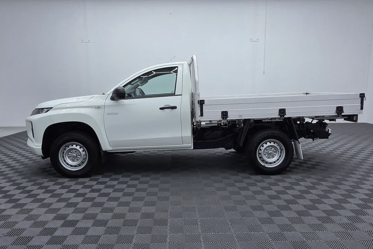 2022 Mitsubishi Triton GLX MR Rear Wheel Drive