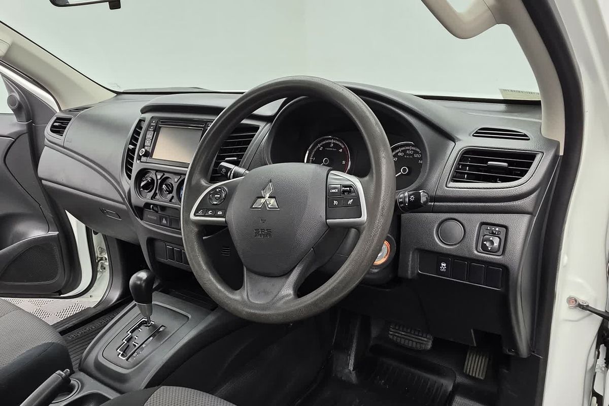 2022 Mitsubishi Triton GLX MR Rear Wheel Drive