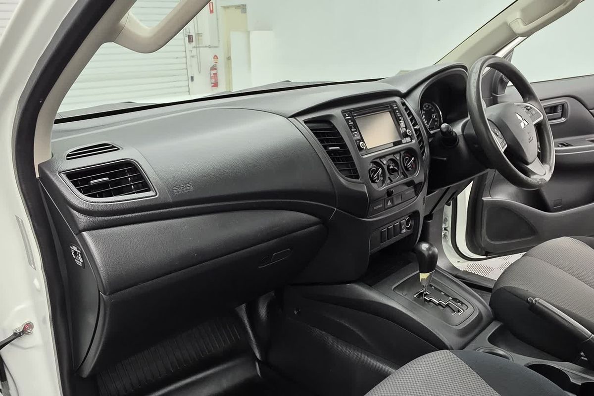 2022 Mitsubishi Triton GLX MR Rear Wheel Drive