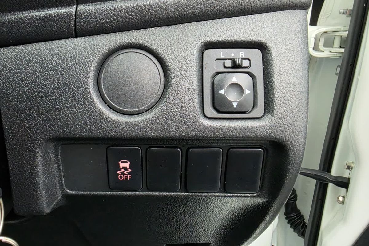 2022 Mitsubishi Triton GLX MR Rear Wheel Drive