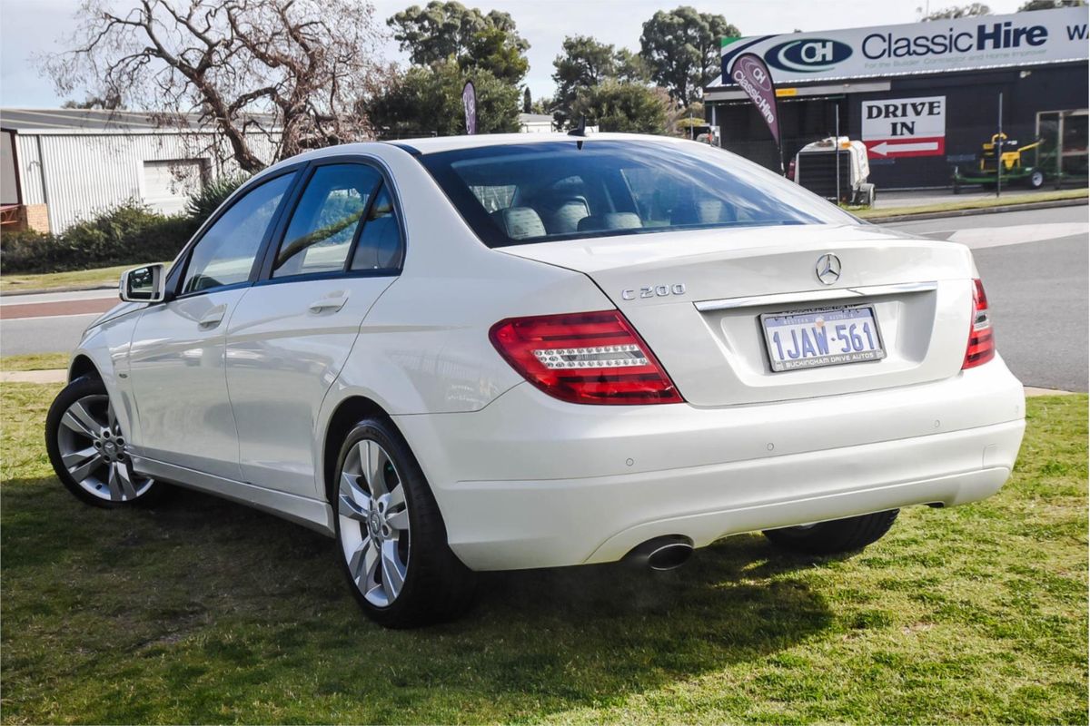 2012 Mercedes-Benz C-Class C200 BlueEFFICIENCY W204
