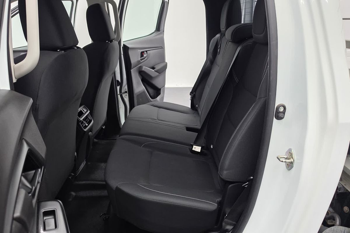 2022 Isuzu D-MAX SX 4X4 image 23
