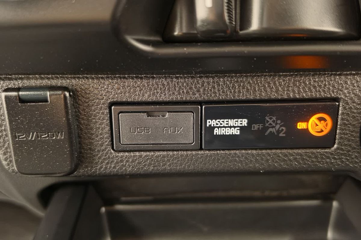 2022 Isuzu D-MAX SX 4X4 image 27