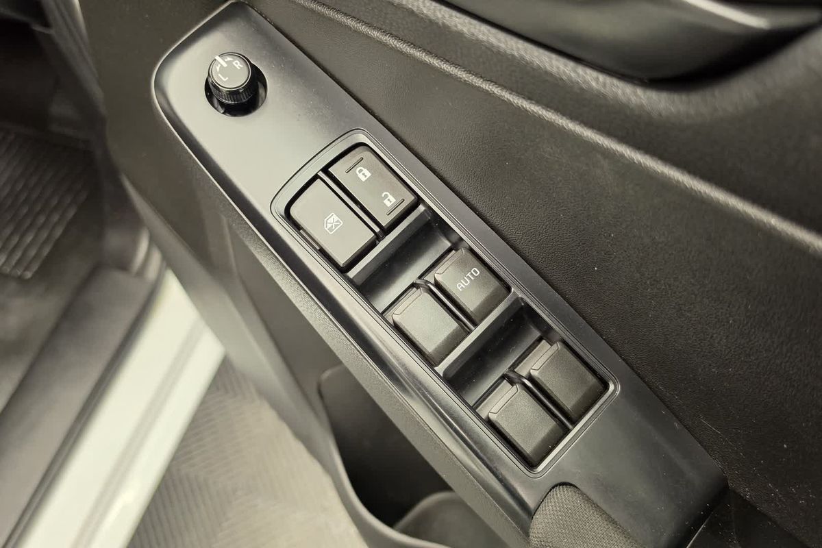 2022 Isuzu D-MAX SX 4X4 image 33