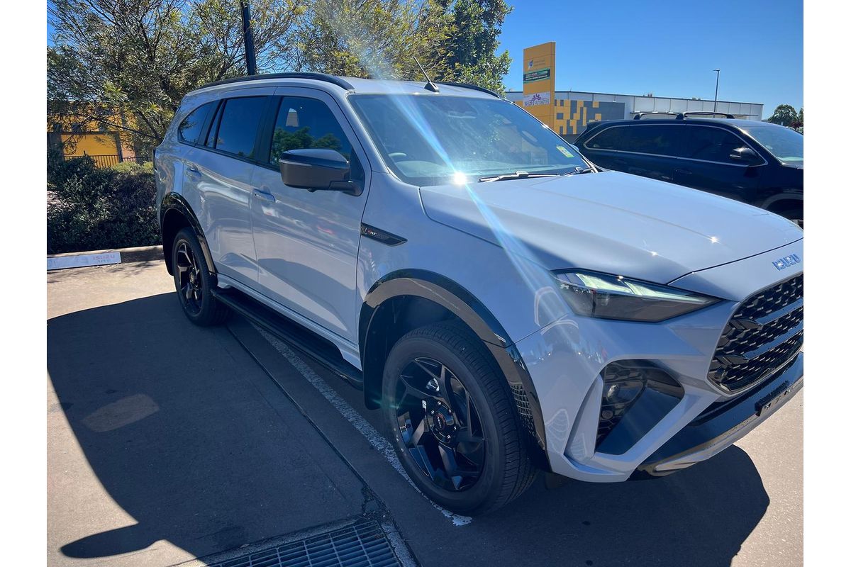 2025 Isuzu MU-X X-TERRAIN