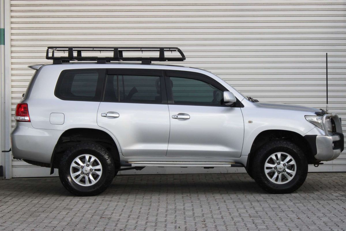 2010 Toyota Landcruiser GXL VDJ200R
