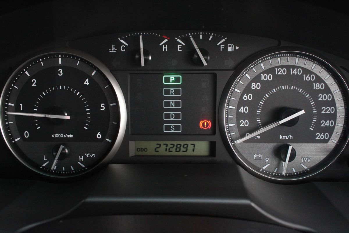 2010 Toyota Landcruiser GXL VDJ200R