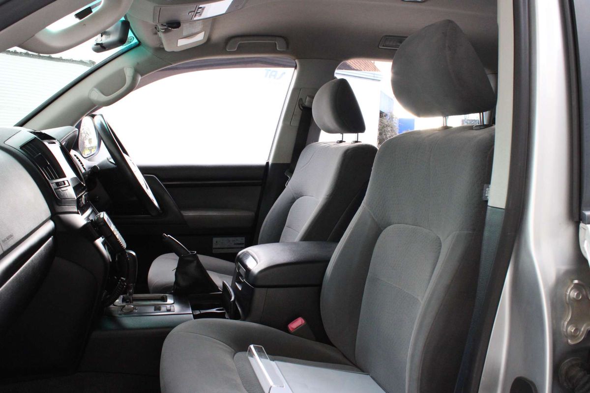2010 Toyota Landcruiser GXL VDJ200R