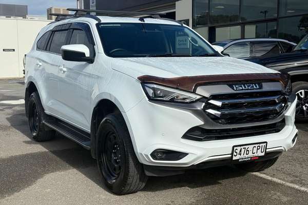 2021 Isuzu MU-X LS-T