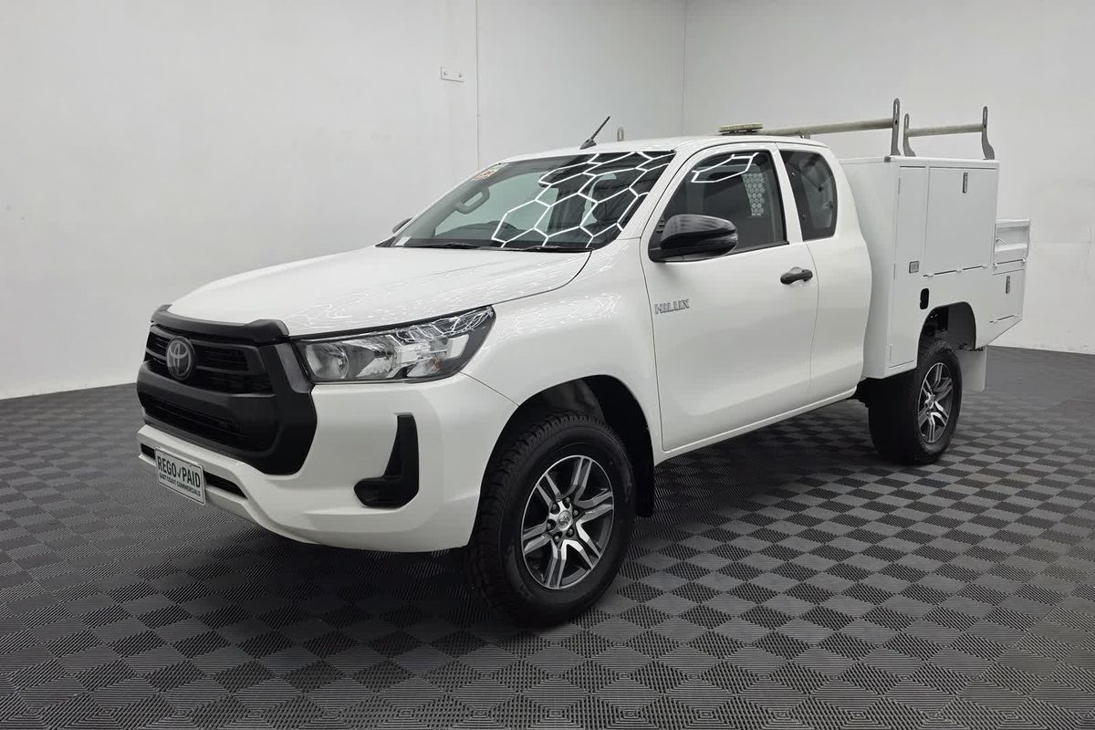 2020 Toyota Hilux Workmate GUN125R 4X4
