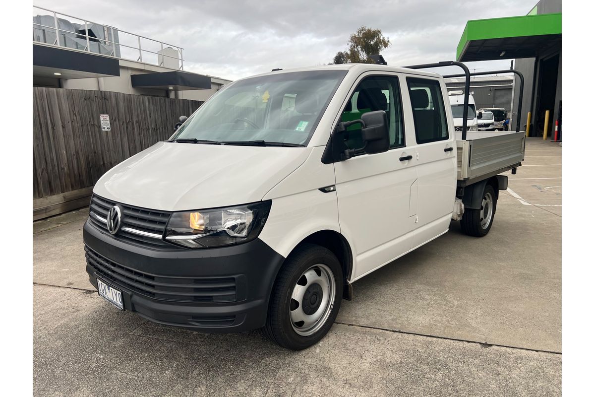 2015 Volkswagen Transporter TDI400 T6 Front Wheel Drive LWB image 16