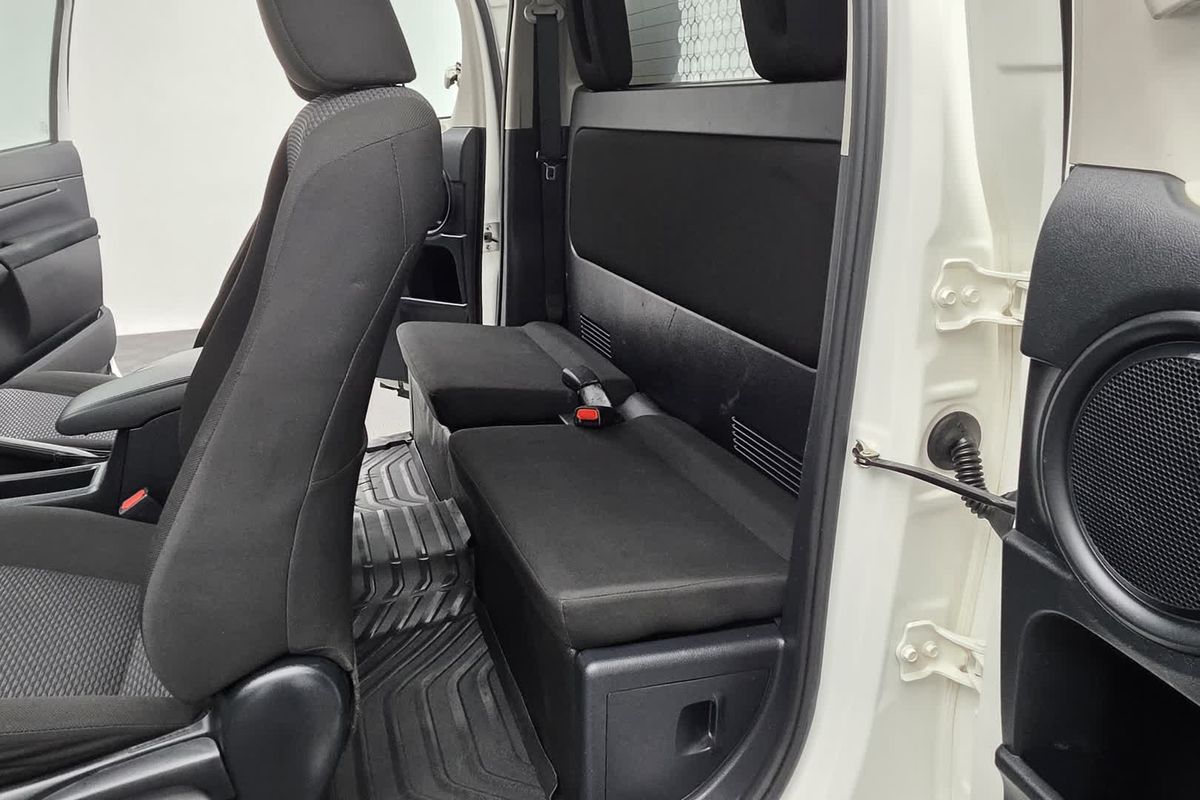 2020 Toyota Hilux Workmate GUN125R 4X4
