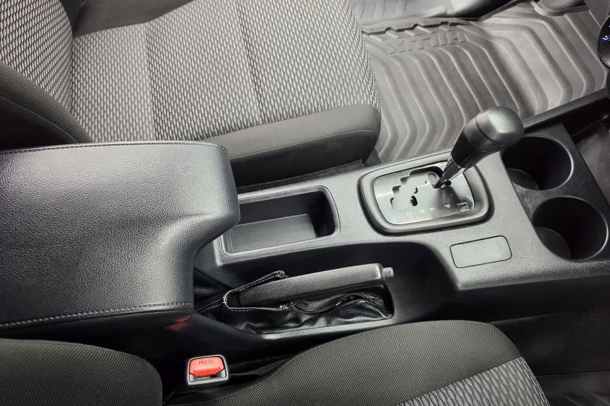 2020 Toyota Hilux Workmate GUN125R 4X4