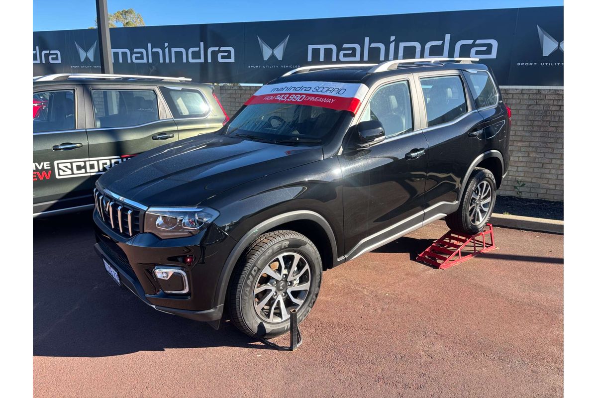 2025 Mahindra Scorpio Z8L+