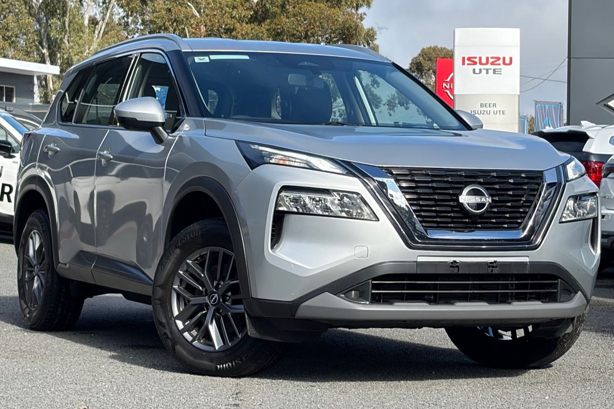 2024 Nissan X-TRAIL ST T33
