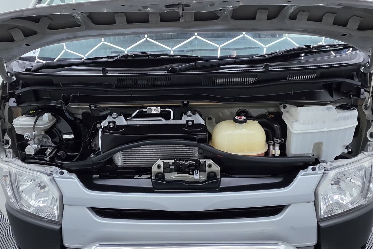 2017 Toyota Hiace KDH201R LWB