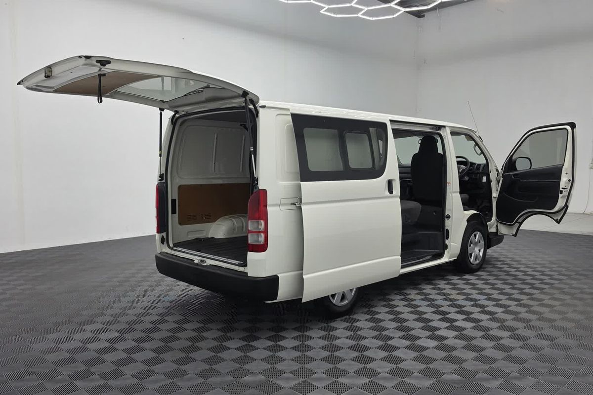 2017 Toyota Hiace KDH201R LWB