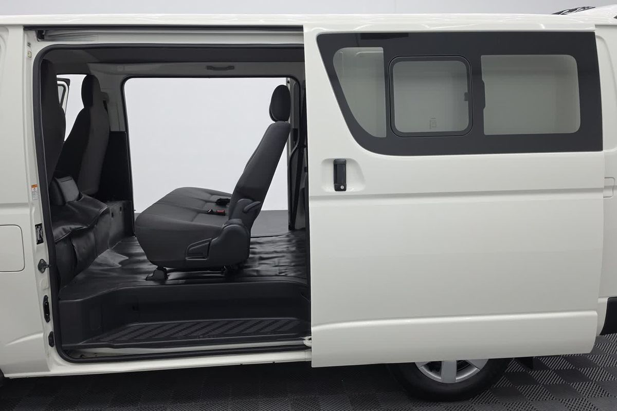 2017 Toyota Hiace KDH201R LWB