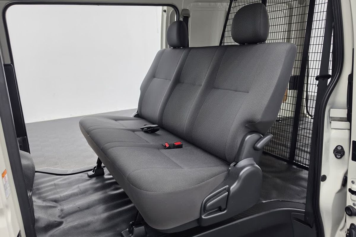 2017 Toyota Hiace KDH201R LWB