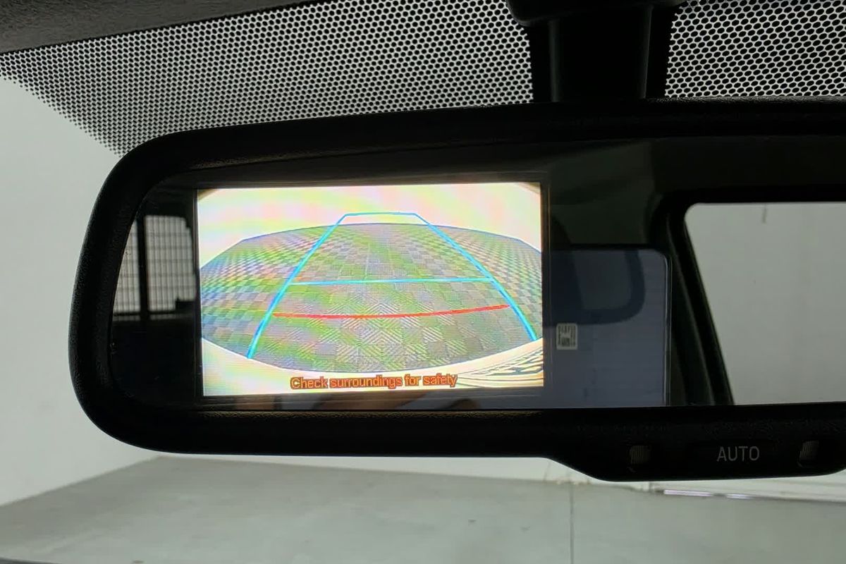 2017 Toyota Hiace KDH201R LWB