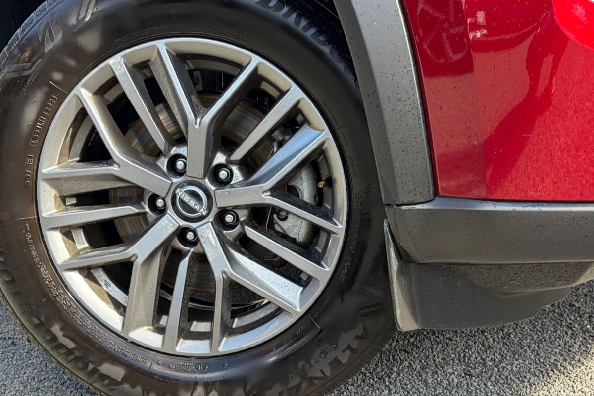 2024 Nissan X-TRAIL ST T33